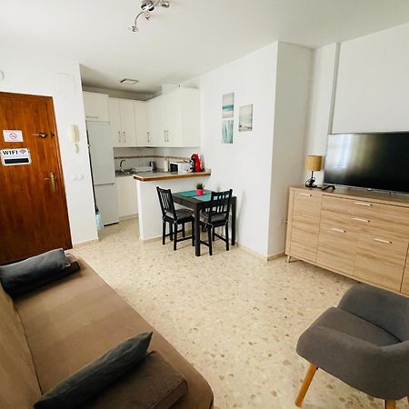 Apartamento Conil Centro Y Playa, Descanso Perfecto, Con Aire Acondicionado Y Wifi โกนิล เด ลาฟรอนเตรา ภายนอก รูปภาพ