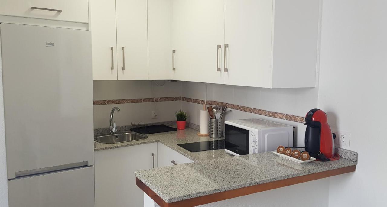 Apartamento Conil Centro Y Playa, Descanso Perfecto, Con Aire Acondicionado Y Wifi โกนิล เด ลาฟรอนเตรา ภายนอก รูปภาพ