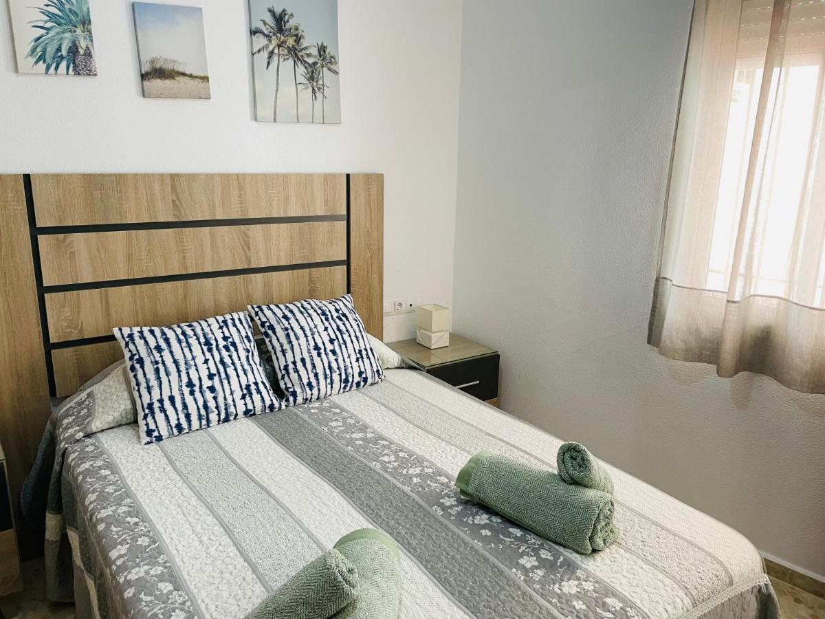 Apartamento Conil Centro Y Playa, Descanso Perfecto, Con Aire Acondicionado Y Wifi โกนิล เด ลาฟรอนเตรา ภายนอก รูปภาพ