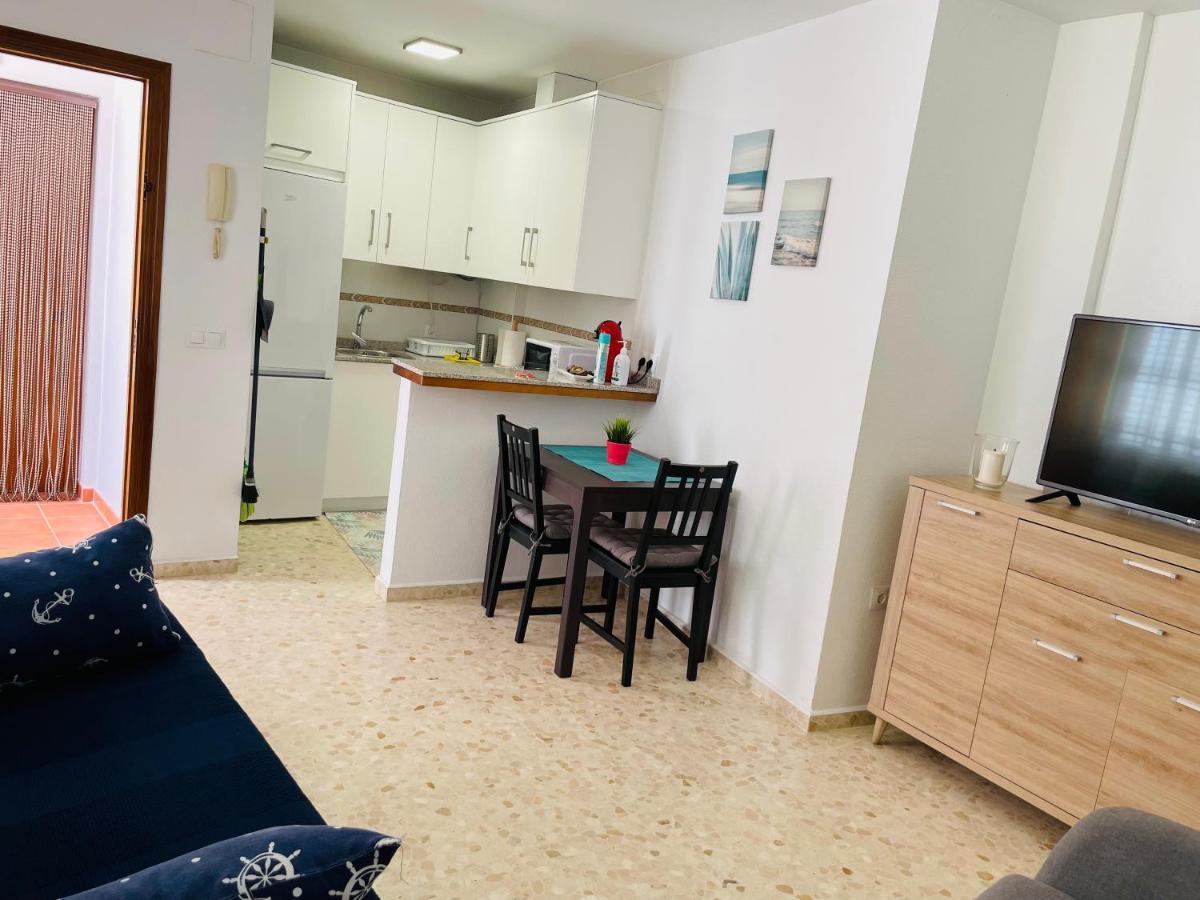 Apartamento Conil Centro Y Playa, Descanso Perfecto, Con Aire Acondicionado Y Wifi โกนิล เด ลาฟรอนเตรา ภายนอก รูปภาพ