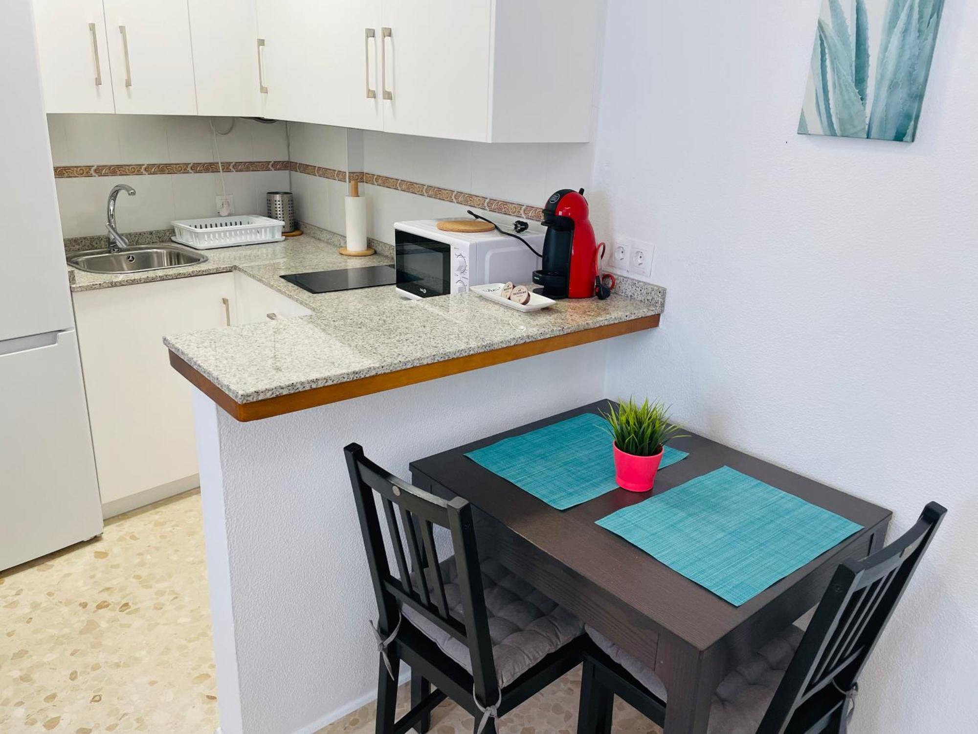 Apartamento Conil Centro Y Playa, Descanso Perfecto, Con Aire Acondicionado Y Wifi โกนิล เด ลาฟรอนเตรา ภายนอก รูปภาพ